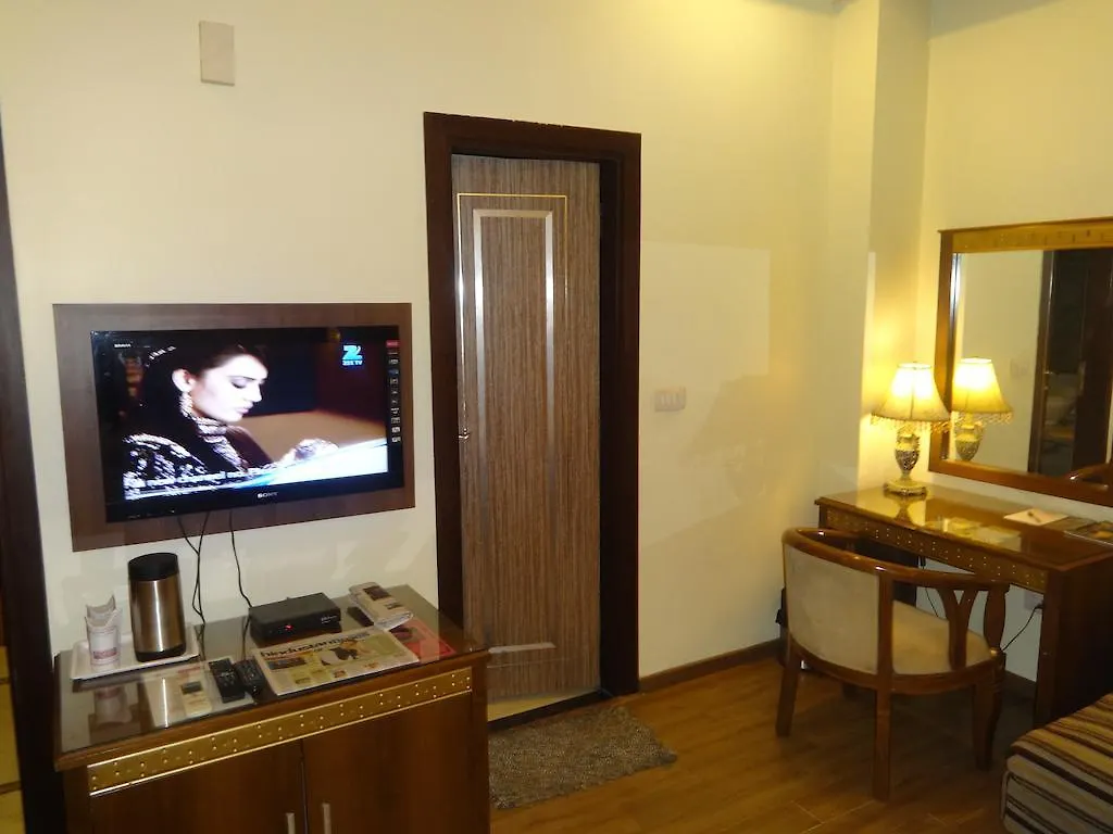 Hotel Picasso Paschim Vihar Delhi - Couple Friendly Local Ids Accepted Delhi (National Capital Territory of India)