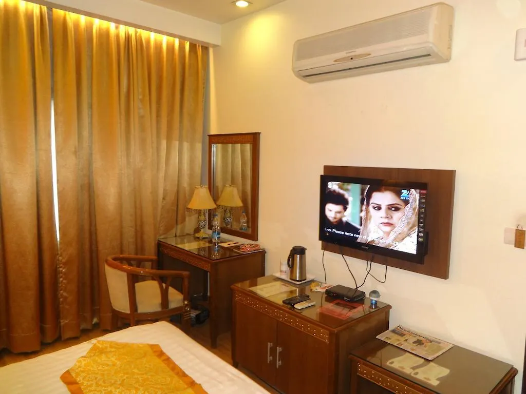Hotel Picasso Paschim Vihar Delhi - Couple Friendly Local Ids Accepted