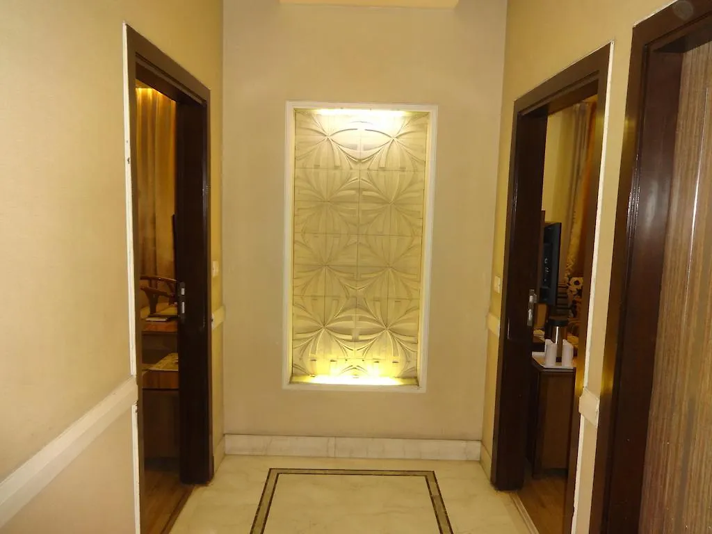 Hotel Picasso Paschim Vihar Delhi - Couple Friendly Local Ids Accepted