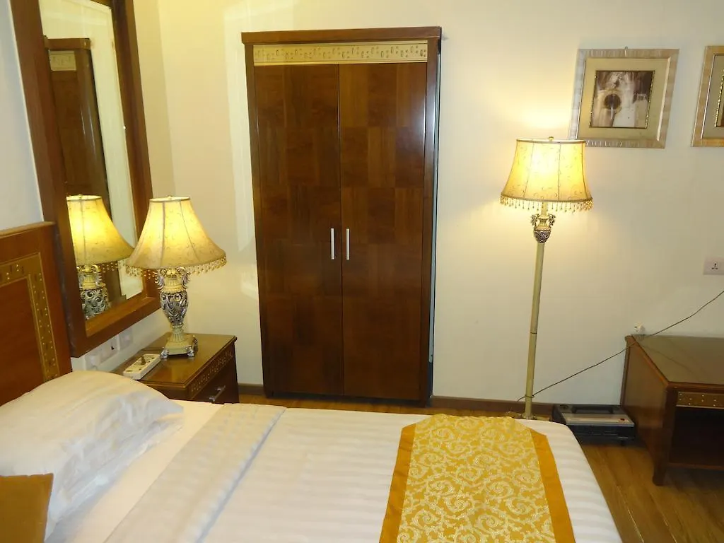 Hotel Picasso Paschim Vihar Delhi - Couple Friendly Local Ids Accepted