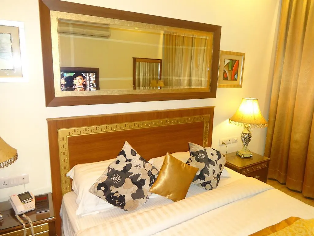 Hotel Picasso Paschim Vihar Delhi - Couple Friendly Local Ids Accepted India