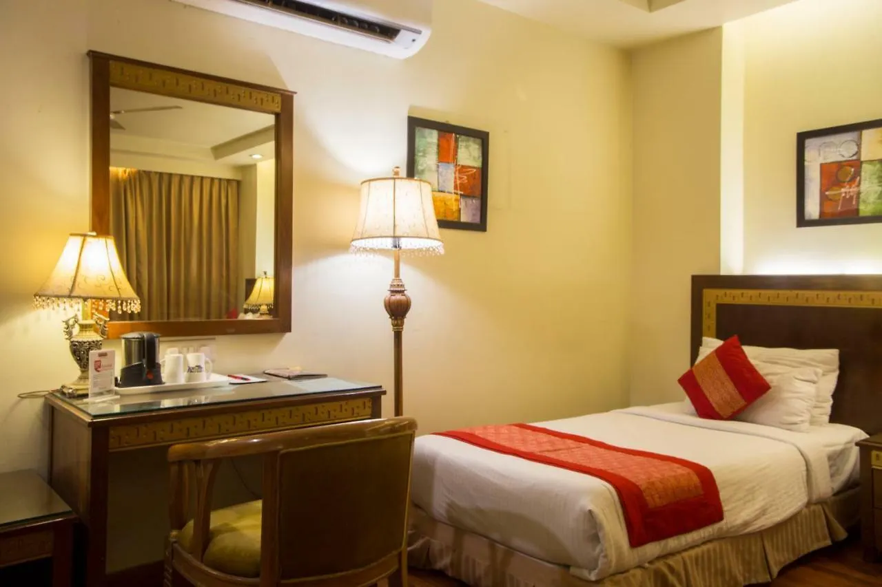 Hotel Picasso Paschim Vihar Delhi - Couple Friendly Local Ids Accepted