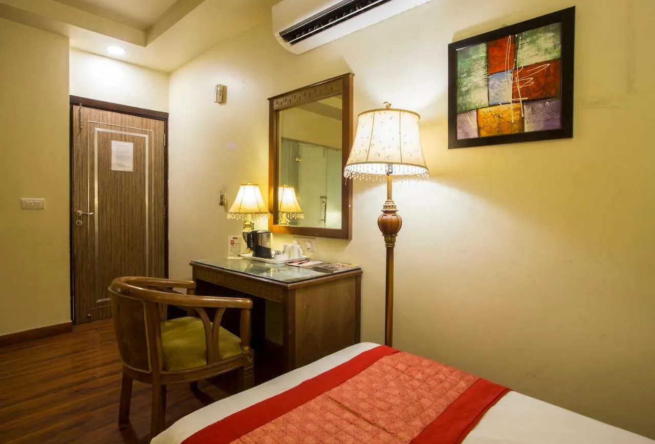 Hotel Picasso Paschim Vihar Delhi - Couple Friendly Local Ids Accepted