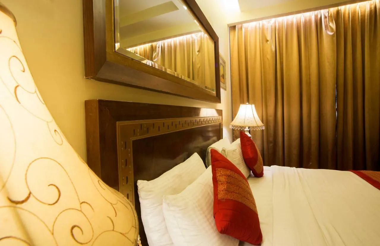 ***  Hotel Picasso Paschim Vihar Delhi - Couple Friendly Local Ids Accepted India